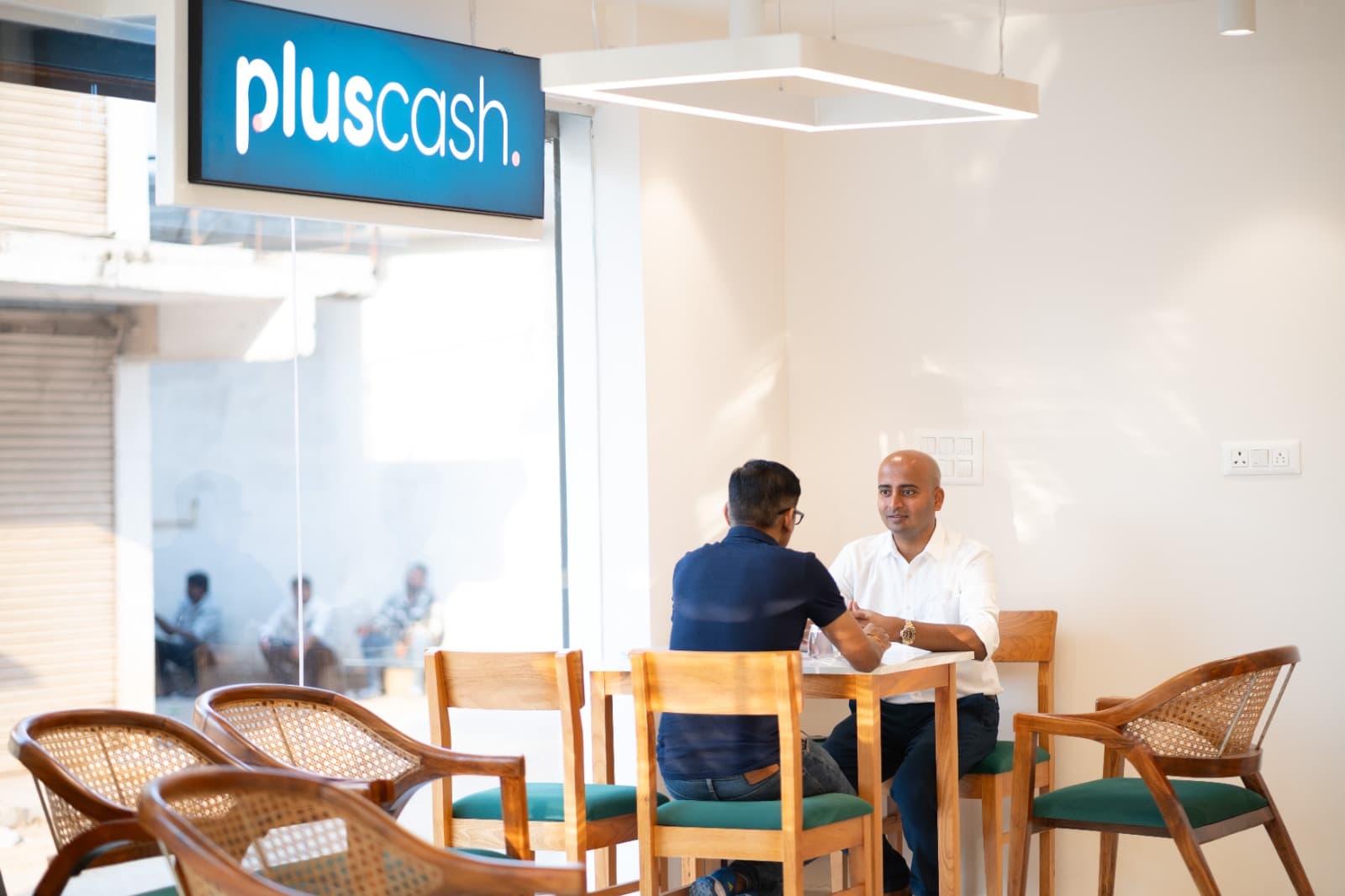 PlusCash Café